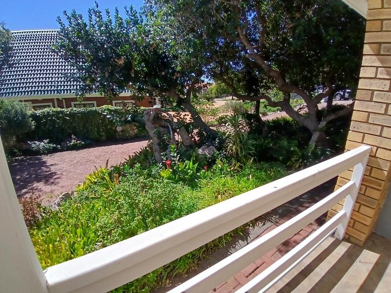 3 Bedroom Property for Sale in Stilbaai Wes Western Cape